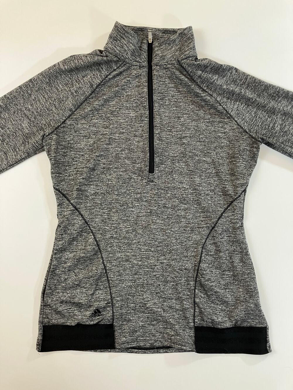 Adidas Women’s Gray Quarter Zip Pullover Thumbholes Athletic Running Top YT1010